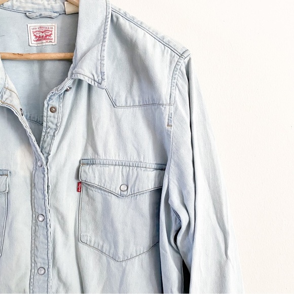 Levi's, light wash classic western relaxed button down shirt sz XXL - Picture 5 of 13